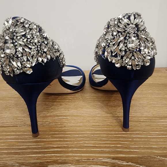 mishka badgley heels navy color satin size 10 - Picture 11 of 11